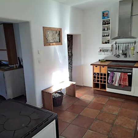 Bierfrauhaeusl Apartman *